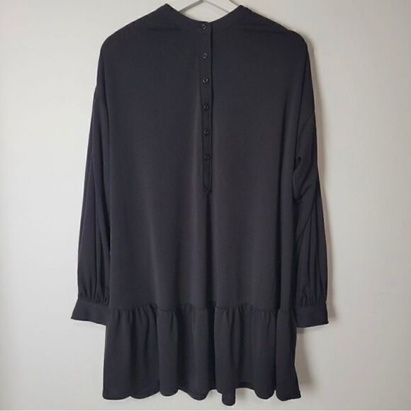 Elizabeth and James Black Smock Boho Style Long Sleeve Tunic Dress Size - Picture 2 of 6